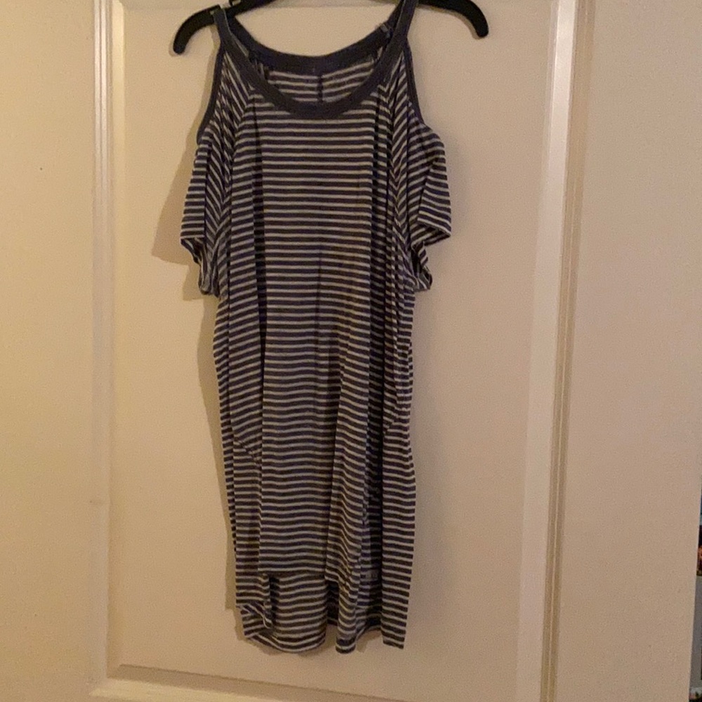 Timmy Hilfiger. Large. Navy blue and white stripes